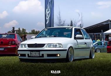 Gol quadrado com rodas 15 taludas projeto stance 