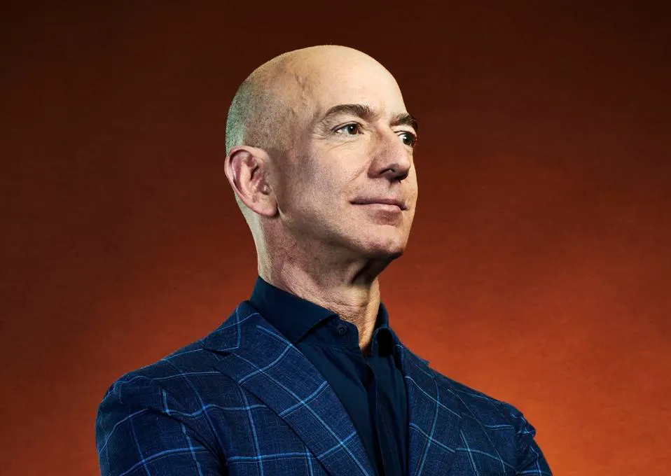 "Jeff Bezos with girlfriend Lauren Sánchez during public appearance"